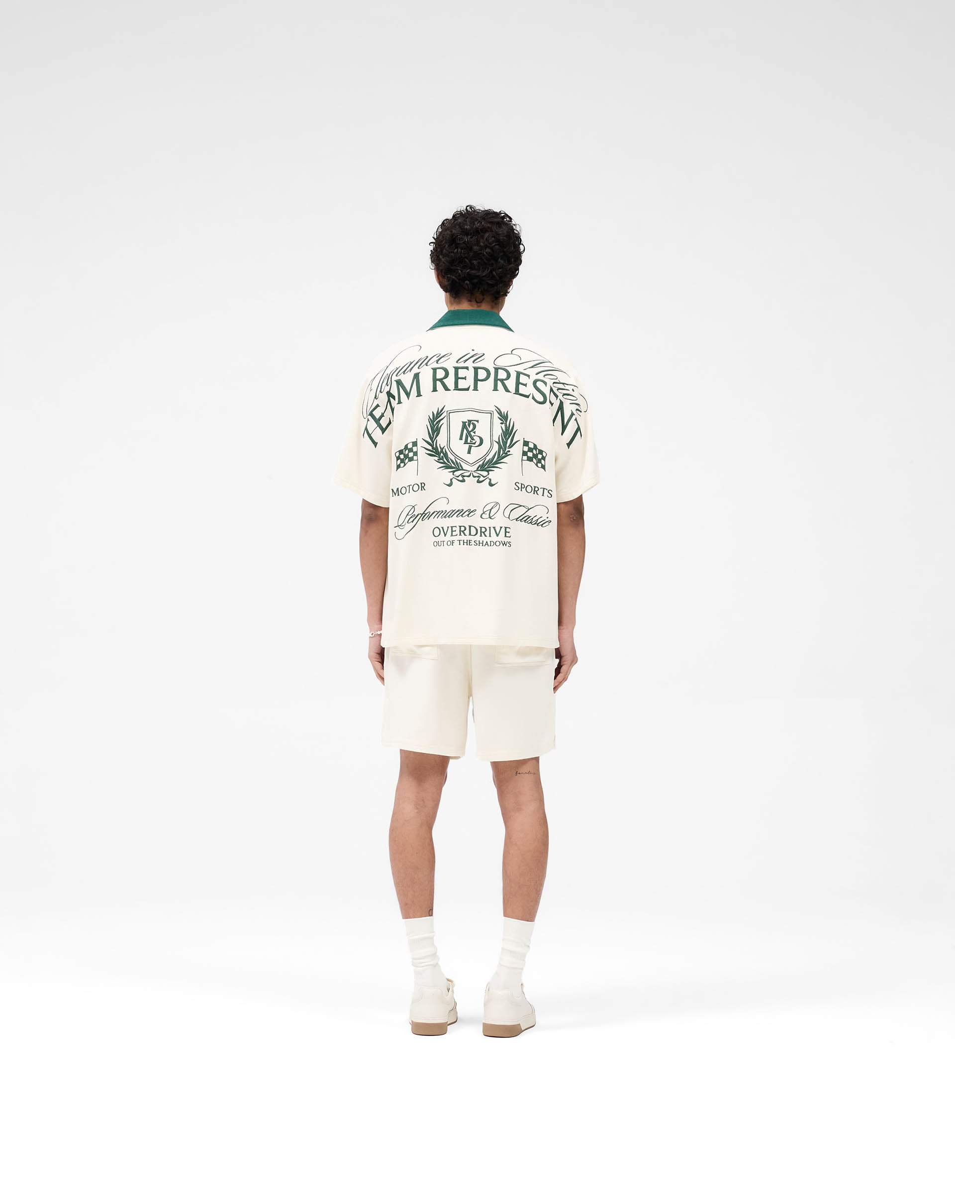 Represent Crest Short - Antique White